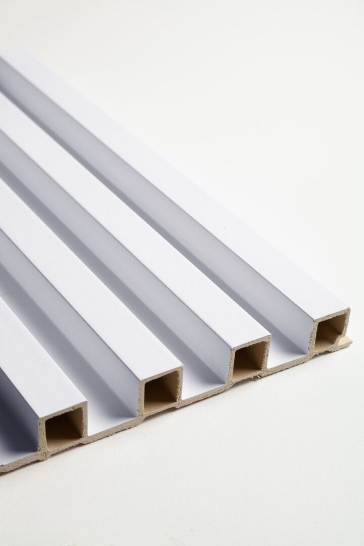 MURESCO - HUECO WHITE WPC INTERIOR 270X17 (6.43)
