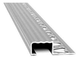 ATRIM - PROT. DE ESC ALUM. GRADA ANODI MAT 12.5X20MM (2.5)