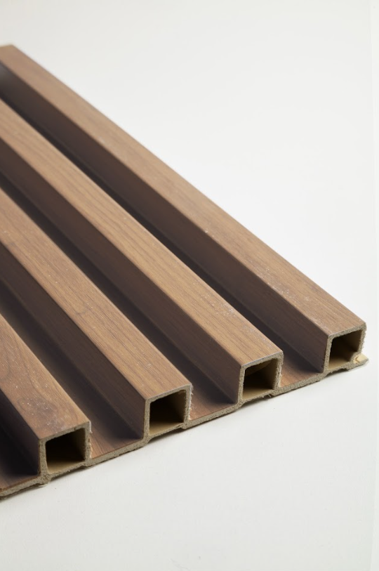 MURESCO - HUECO WALNUT WPC INTERIOR 270X17 (6.43)