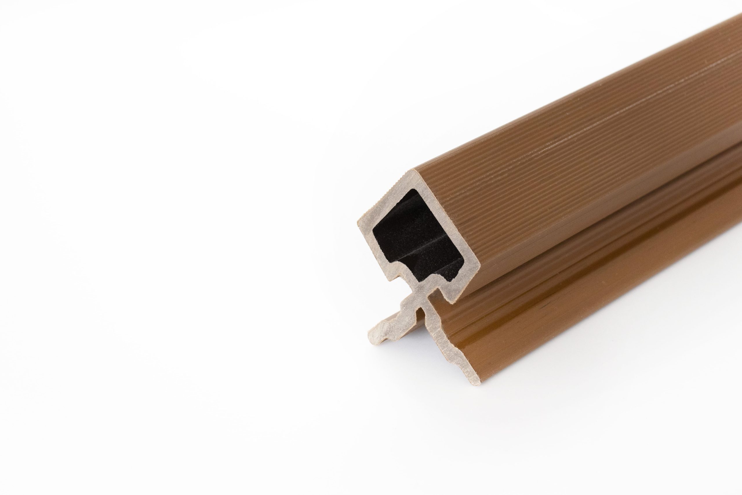 MURESCO - ESQUINERO CLADDING WPC CHENA (2.8)